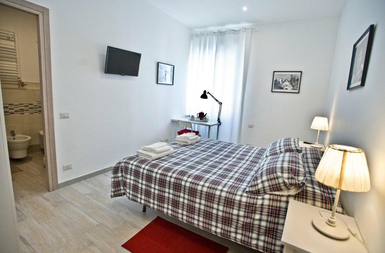 Fellini Bed & Breakfast Rome Bagian luar foto